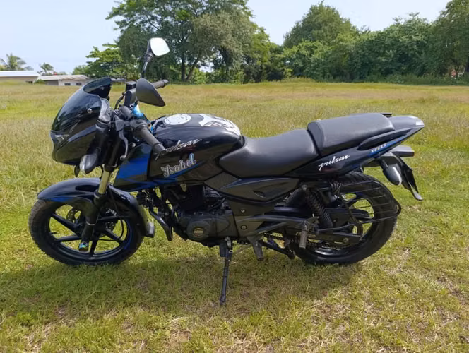 Pulsar 180 Año 2020