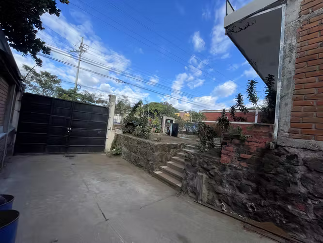 VENTA DE BODEGAS, FÁBRICA Y SALA DE VENTAS EN SANTA ANA, 851 mts2, ZONA COMERCIAL, SALIDA HACIA AHUACHAPAN Y CANDELARIA DE LA FRONTERA - Imagen 10