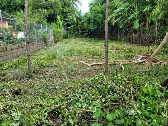 TERRENO EN VENTA  A 1 MINUTO CON 30 SEGUNDOS DEL DESVIO PARA LA COSTA DEL SOL DEPARTAMENTO DE LA PAZ