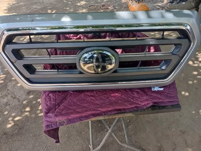 parrilla de Toyota Tacoma 2019 - Imagen 3