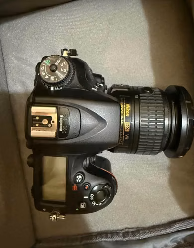 Vendo o cambio cámara nikon d7100