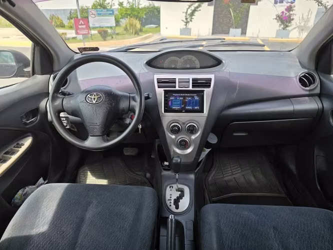 Toyota Yaris Paquete eléctrico Año 2007 Automatico