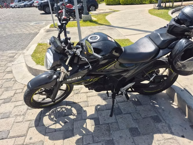 Suzuki Gixxer 150 Naked 2024 - Imagen 2