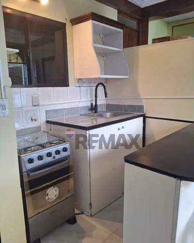 Apartamento Semi amueblado en Area de Estadio Cuscatlan - Imagen 4