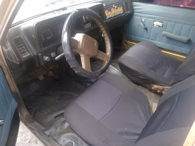 Pickup ISUZU PUP 1986 STANDARD carburado,gasolina,motor para trabajo 2.3 de 4 cil