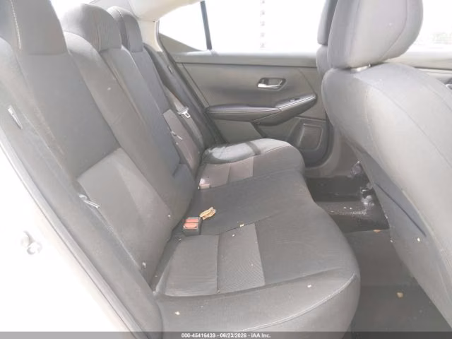 NISSAN SENTRA SV 2022 - Imagen 8