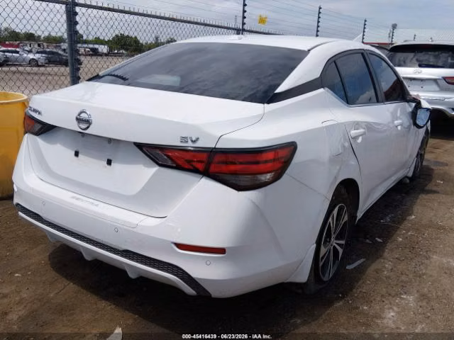 NISSAN SENTRA SV 2022 - Imagen 4