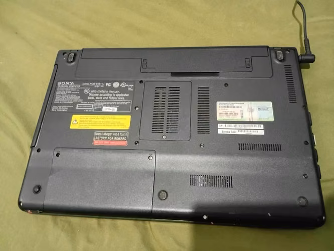 Se vende laptop sony viao serie E - Imagen 3