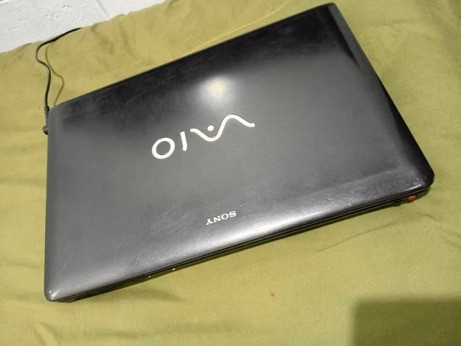 Se vende laptop sony viao serie E - Imagen 2