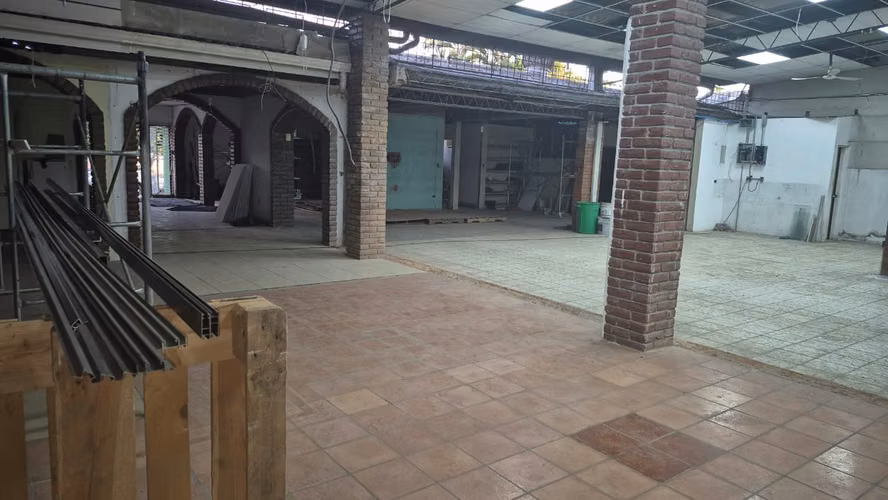 Local en Alquiler – Sierra Nevada, San Salvador - Imagen 9