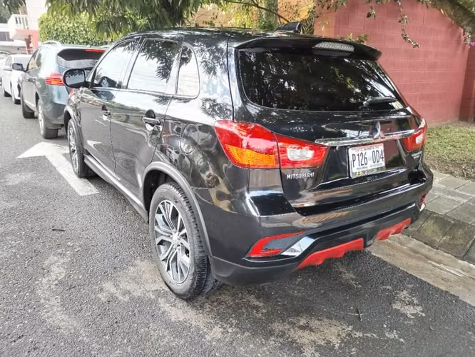 Mitsubishi Outlander sport 2018