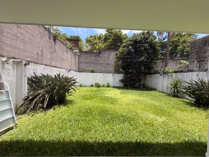 SE ALQUILA CASA BOSQUES DE SANTA TERESA, MERLIOT - Imagen 5