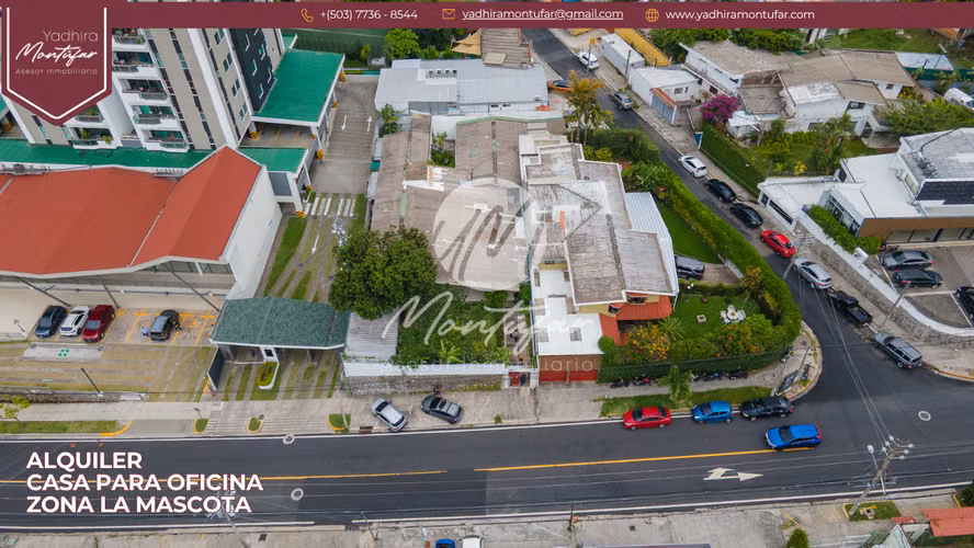 Casa en Zona La Mascota Ideal para Oficinas en Alquiler
