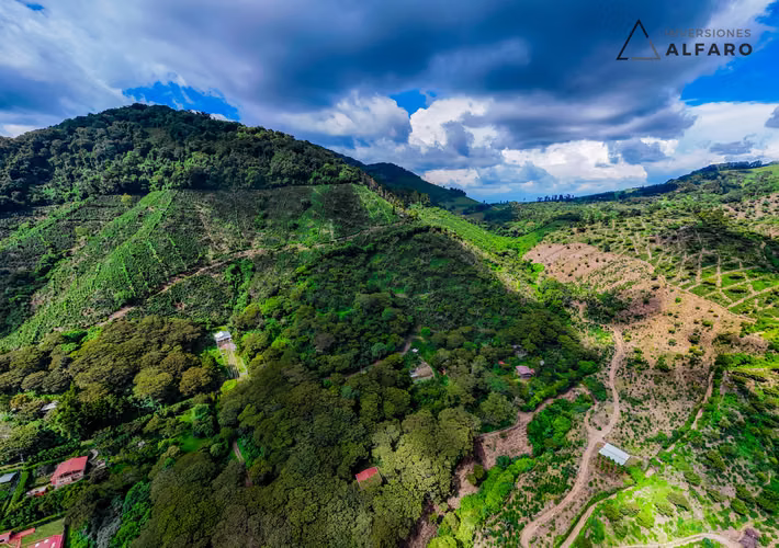 Hermosa Finca de 10 Mz en Los Naranjos