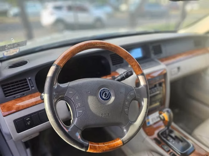 Kia clasico ejecutivo Opirus 2005