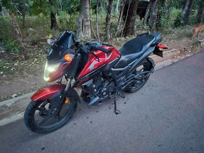 VENDO HONDA XBLADE 2024 - Imagen 4
