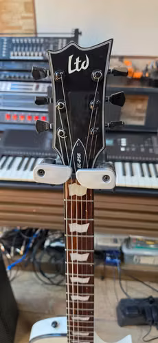Guitarra ESP LTD EC-256