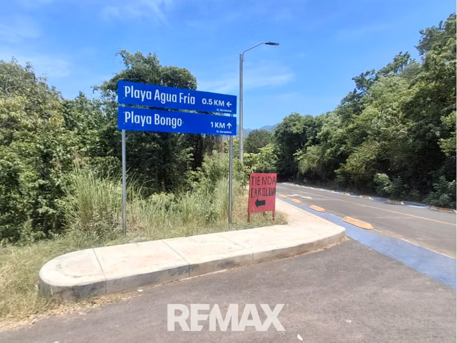Terreno en venta Playa Agua Fria, Punta Mango, Surf City