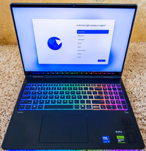 HP OMEN MAX de 16" (64 GB de RAM DDR5 / OLED 240 Hz / NVIDIA RTX 5090 / 16t-ah000)