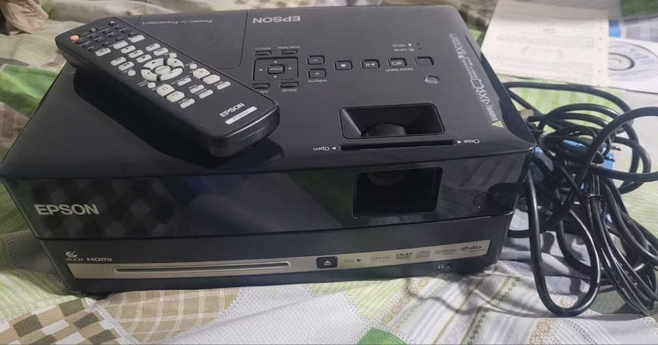 Proyector Epson PowerLite - Imagen 4