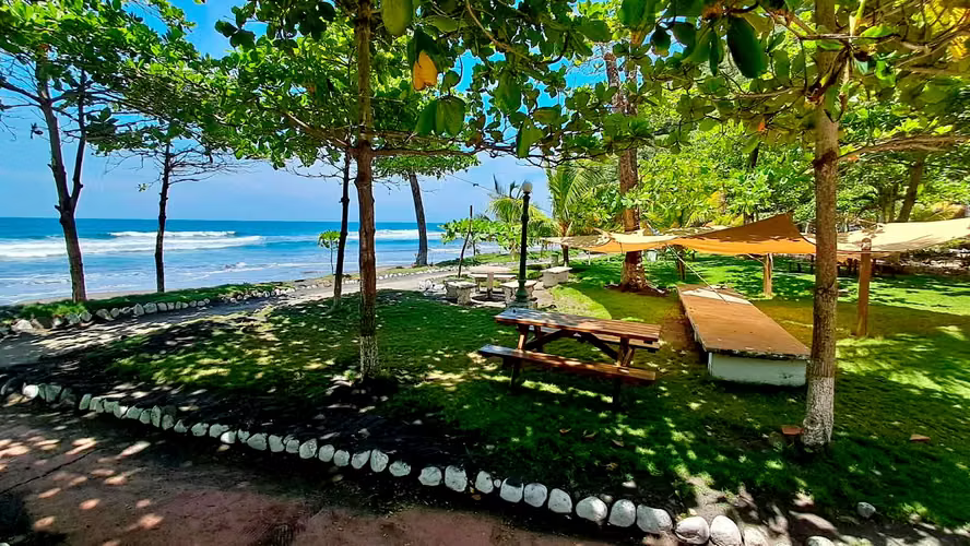 Alquiler de Preciosa Casa de Playa en Bahia Dorada, La Libertad