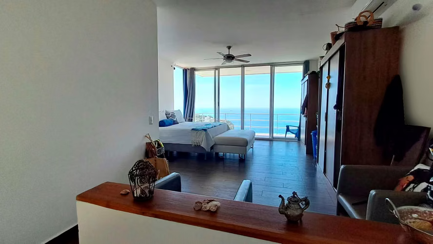 Alquiler de Preciosa Casa de Playa en Bahia Dorada, La Libertad