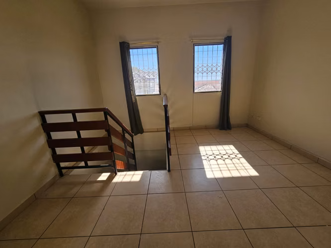 APTO. EN ALQUILER CIUDAD MERLIOT, SANTA TECLA. - Imagen 6