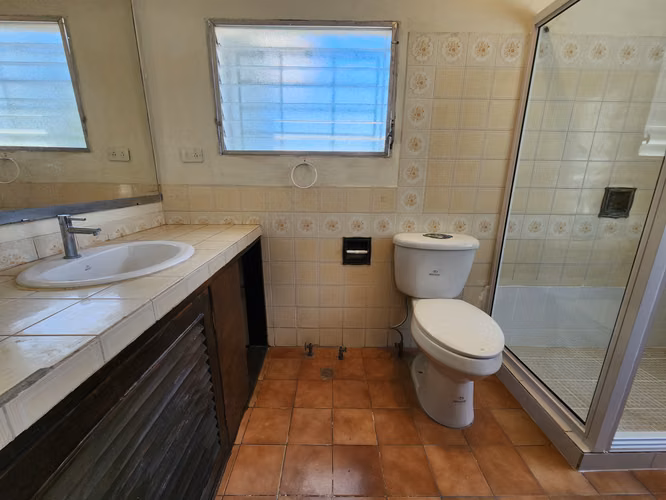 Se Alquila Casa en Santa Tecla, Santa Monica - Imagen 20