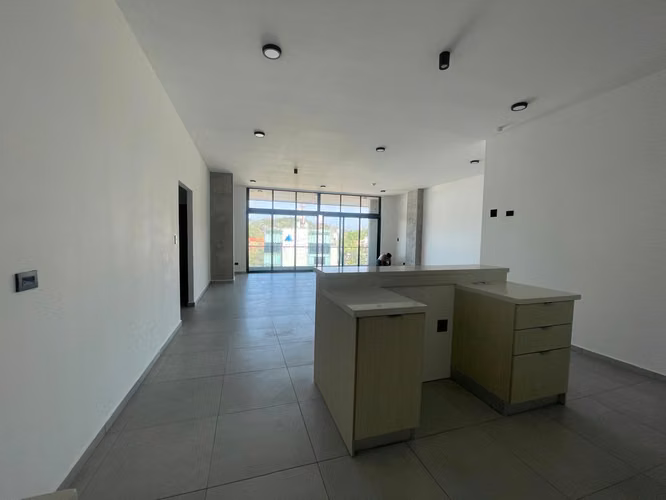 SE ALQUILA PENTHOUSE EN PARK TOWER CON LINEA BLANCA Tiene 162.05 m² - Imagen 4