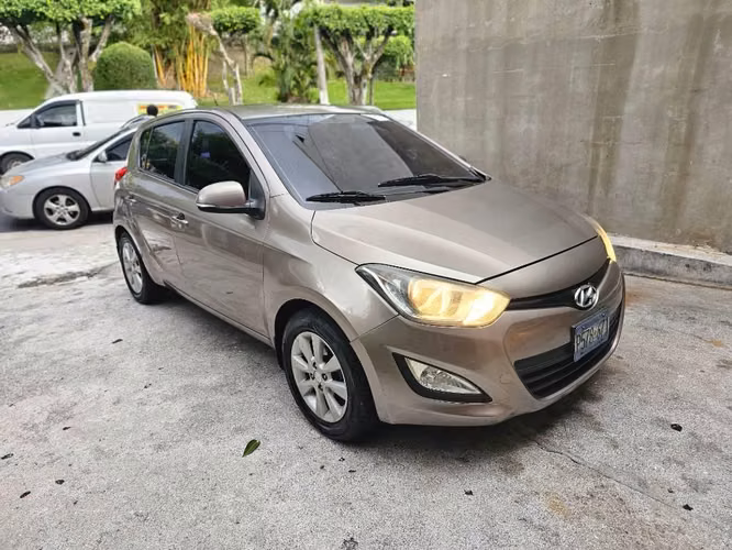$5800 NEG HYUNDAI I10 2015 AUTOMÁTICO de agencia