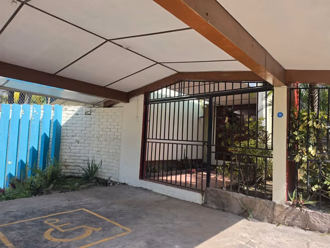 ALQUILER PROPIEDAD PARA OFICINAS O INSTITUCION EDUCATIVA