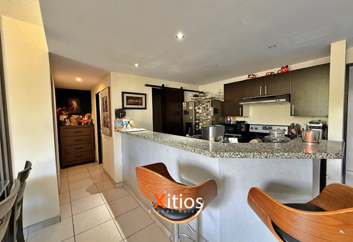 Venta de Apartamento en Vista Tower Colonia Escalon - Imagen 3