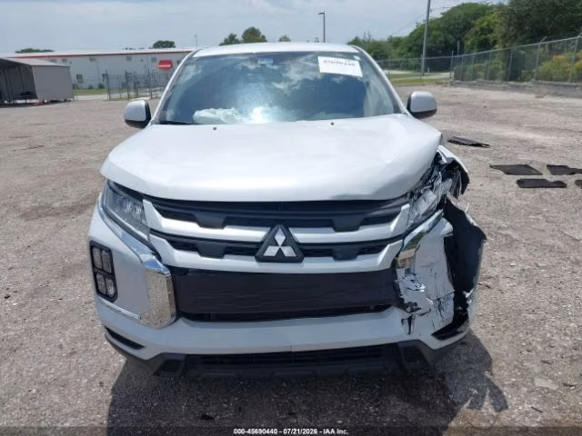 MITSUBISHI OUTLANDER SPORT ES 2025 AWD - Imagen 12
