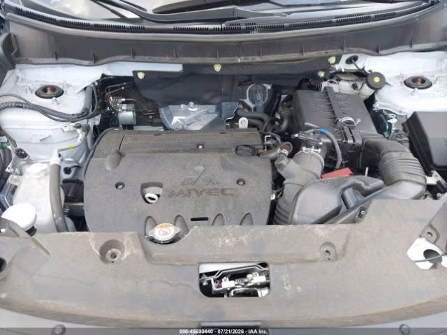 MITSUBISHI OUTLANDER SPORT ES 2025 AWD - Imagen 10