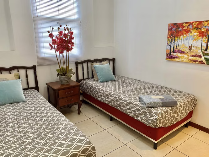 ALQUILER APARTAMENTO SIN MUEBLES LA CASTELLANA, SAN BENITO - Imagen 12