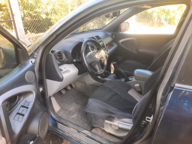 Toyota Rav4 2006 estándar