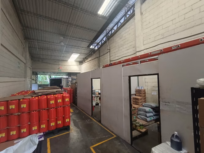 BODEGA EN VENTA, CALLE SIEMENS - Imagen 8