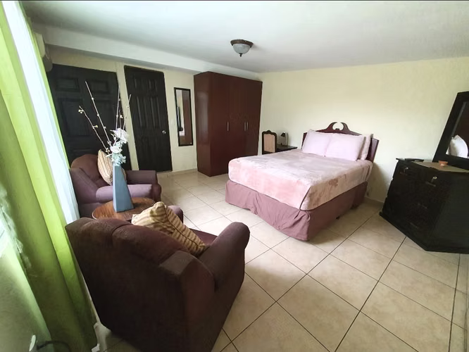 HABITACIÓN SENIOR EN ALQUILER 