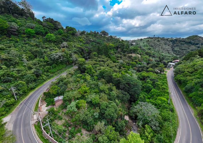 Terreno Estratégico en Ataco Frente a Balneario Atzumpa - Imagen 10