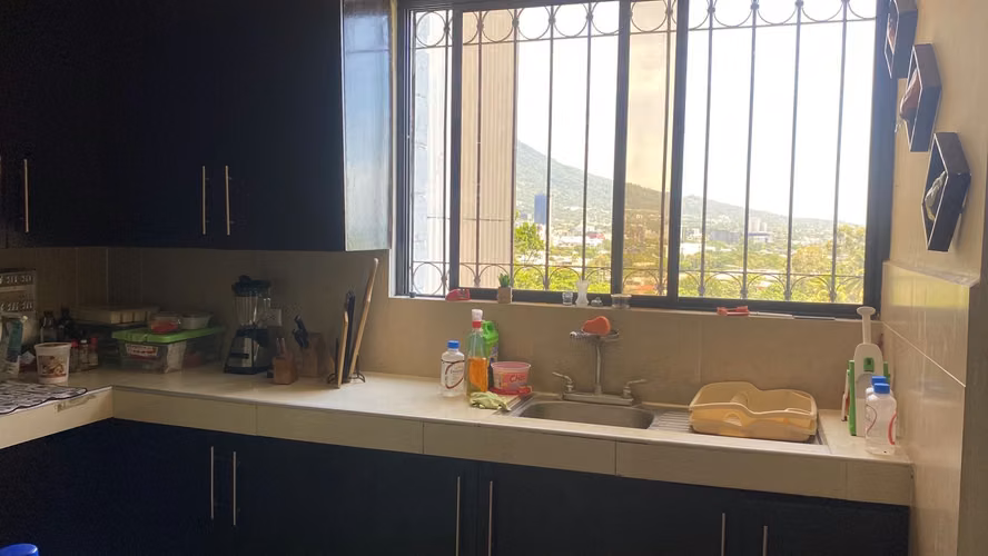 APARTAMENTO AMPLIO EN ALTAMIRA - Imagen 4