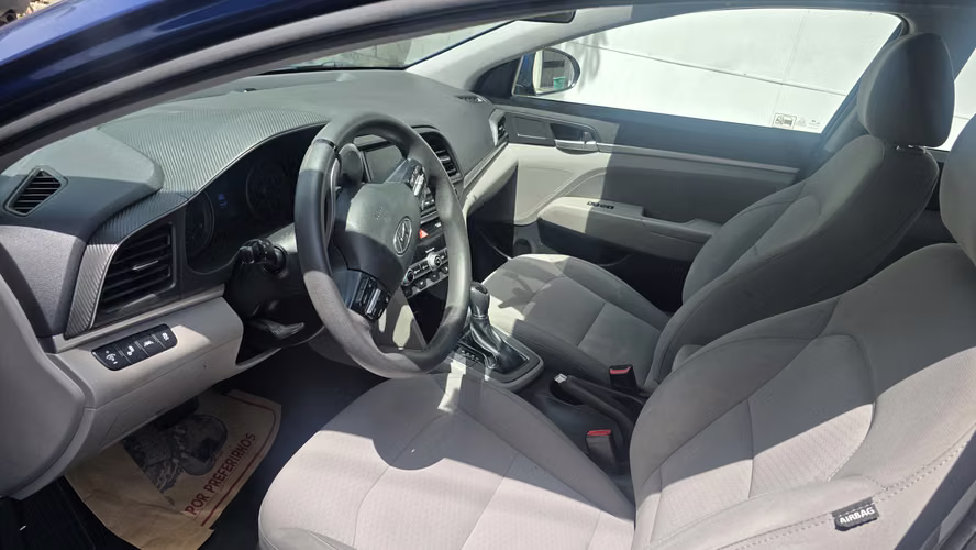 Hyundai Elantra 2020 - Imagen 4