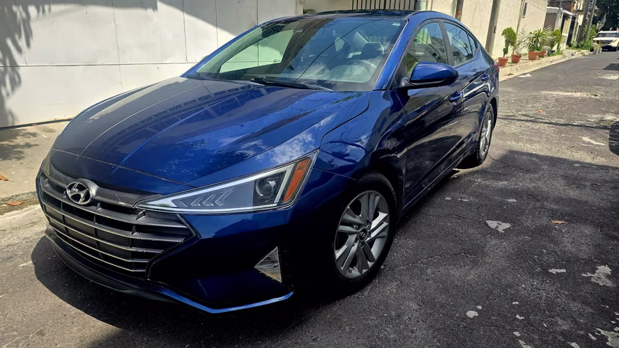 Hyundai Elantra 2020