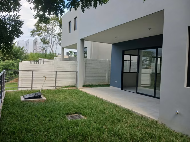 Se Vende Casa Nueva en Residencial Las Luces