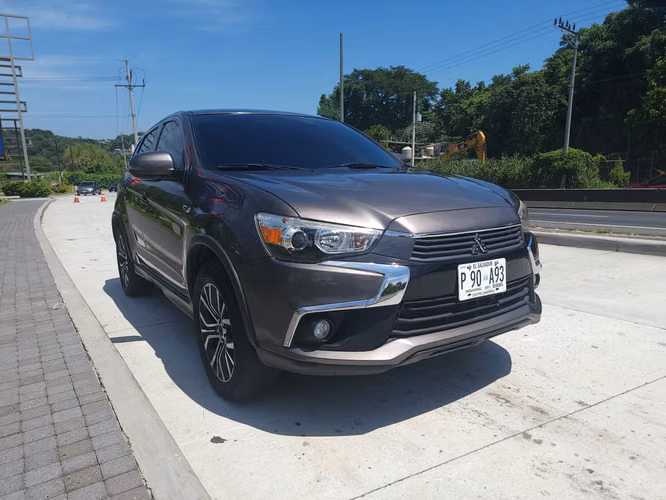 Mitsubishi Outlander Sport SE 2019 - Imagen 4