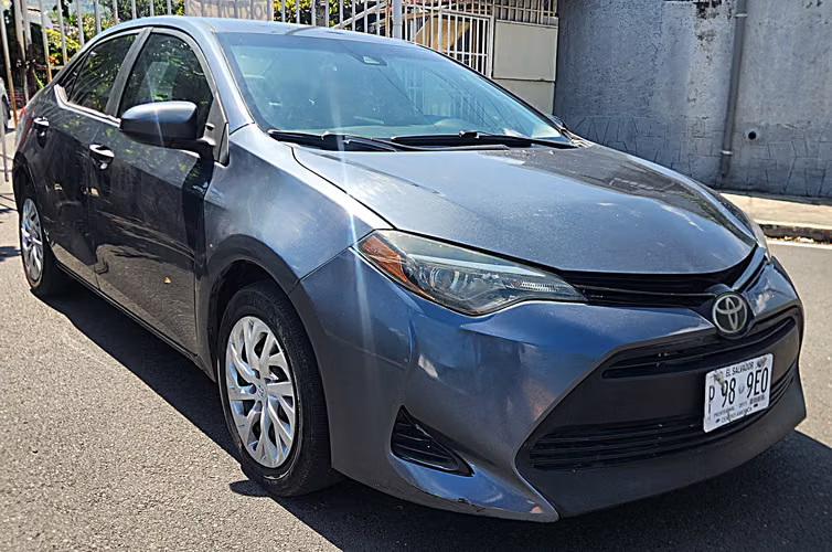 TOYOTA COROLLA 2019 AUTOM VIDS-ELECT MOTOR 1.8 VVTI BB AC ACEPTO AUTO A CUENTA  - Imagen 3