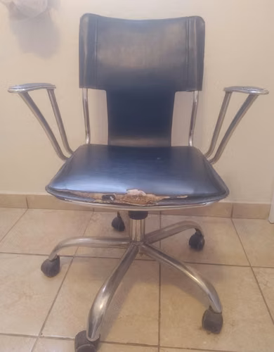 SILLA DE ESCRITORIO NEGRA
