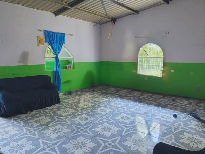 Vendo casa en San Martin zona Radio Bea 