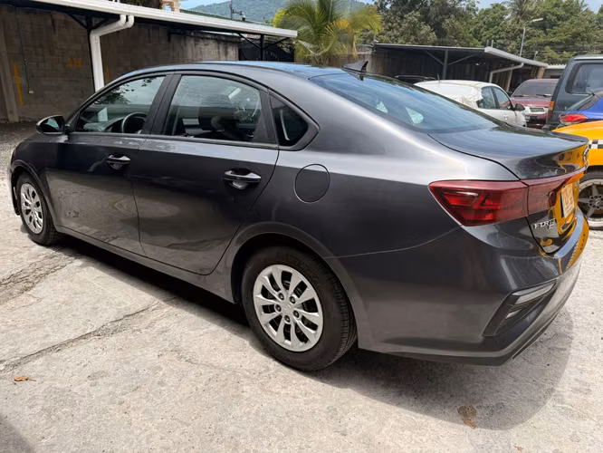 Kia Forte 2021 Bolsas Buenas Automatico - Imagen 2