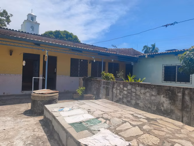 VENTA DE CASA GRANDE EN CORAZON COATEPEQUE - Imagen 6