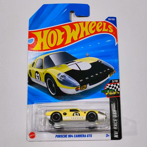 Hot Wheels Porsche 904 Carrera GTS.